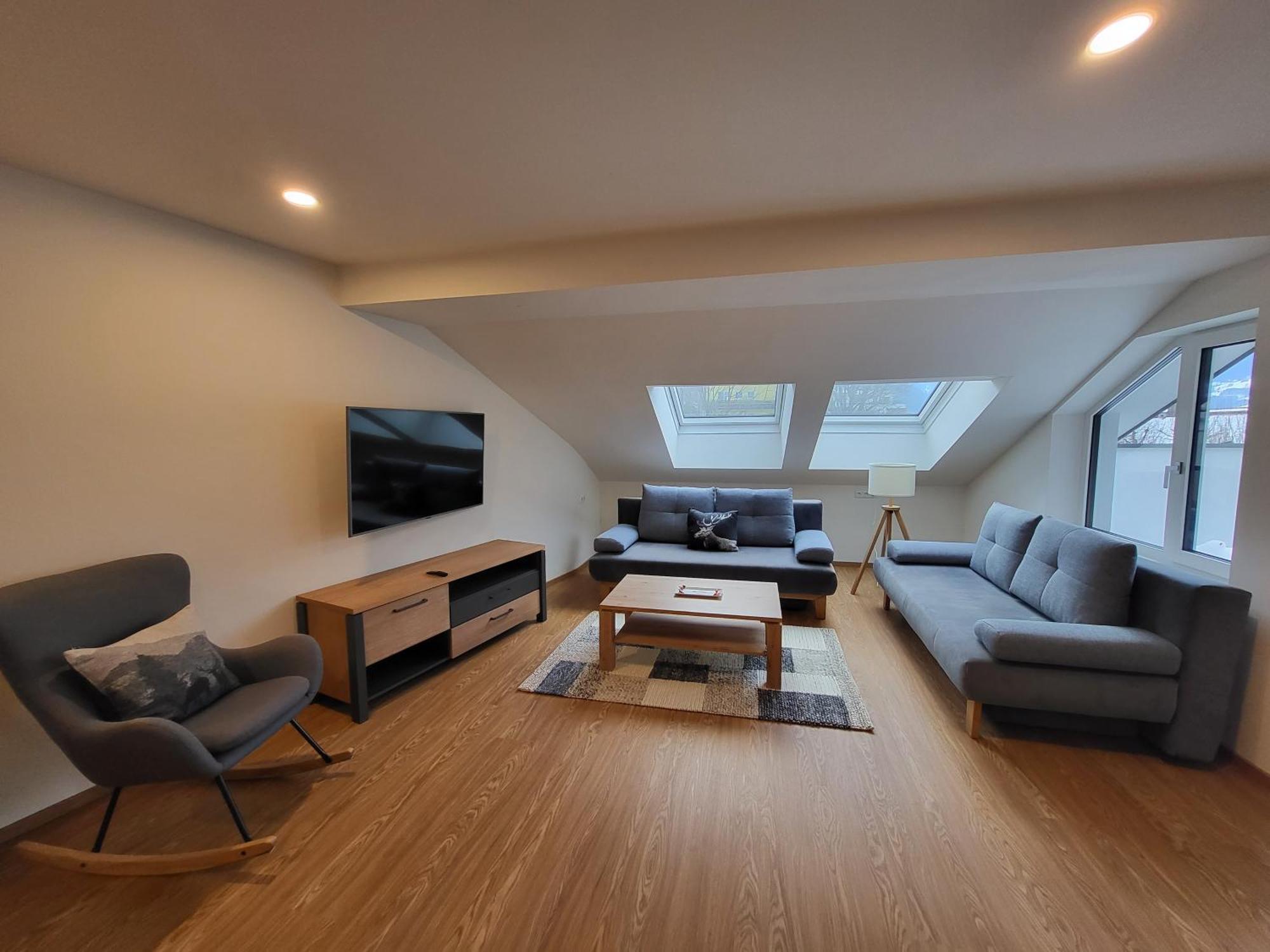 באד הופגסטין Appartements Mayr Inklusive Ganzjaehrig Gratis Zugang Zur Alpentherme Und Im Sommer Kostenlose Bergbahnnutzung מראה חיצוני תמונה